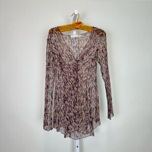 Silk twist front top